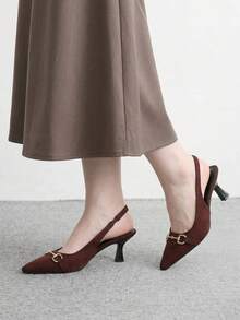 CUCCOO BIZCHIC 女士春夏金属扣尖头高跟绒面革后跟带纯色高跟鞋，适合日常通勤、约会等场合，百搭时尚 - 咖啡棕A - 查看 6