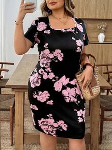 SHEIN CURVE+ Đầm ôm sát in hoa, đầm sinh nhật & dự tiệc / đầm công sở / đầm nhà thờ / đầm cưới / đầm nghỉ lễ / đầm đi biển / đầm màu pastel cho nữ / đầm tốt nghiệp / đầm tốt nghiệp màu trắng / trang phục tốt nghiệp / đầm dự tiệc cưới cho nữ / đầm dự tiệc cô dâu / đầm trắng kín đáo cho nữ / trang phục cao bồi cho nữ / trang phục rodeo cho nữ / trang phục cao bồi / phong cách Boho / quần áo Boho cho nữ / phong cách Bohemian / phong cách Boho Chic / đầm cỡ lớn / đầm mùa hè / đầm mùa xuân / đầm thanh lịch cho nữ - Nhiều màu - Xem 8