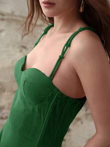 MOTF PREMIUM WOMEN'S LINEN CUP DETAIL TIE SHOULDER FITTED DRESS - Green - View 3