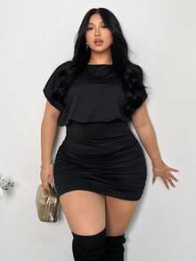 SHEIN CURVE+ Plus Size Women Solid Color Round Neck Casual Minimalist Short Sleeve Bodycon Dress - Black - View 7