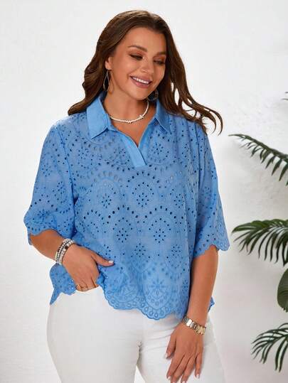 EMERY ROSE Camisa de vacaciones con cuello polo bordada azul para mujer de talla grande