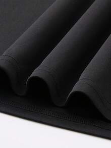 NEOREFINED Set Kaos dan Celana Pendek Kasual Pria Motif Garis-garis, untuk Liburan - Hitam - View 5