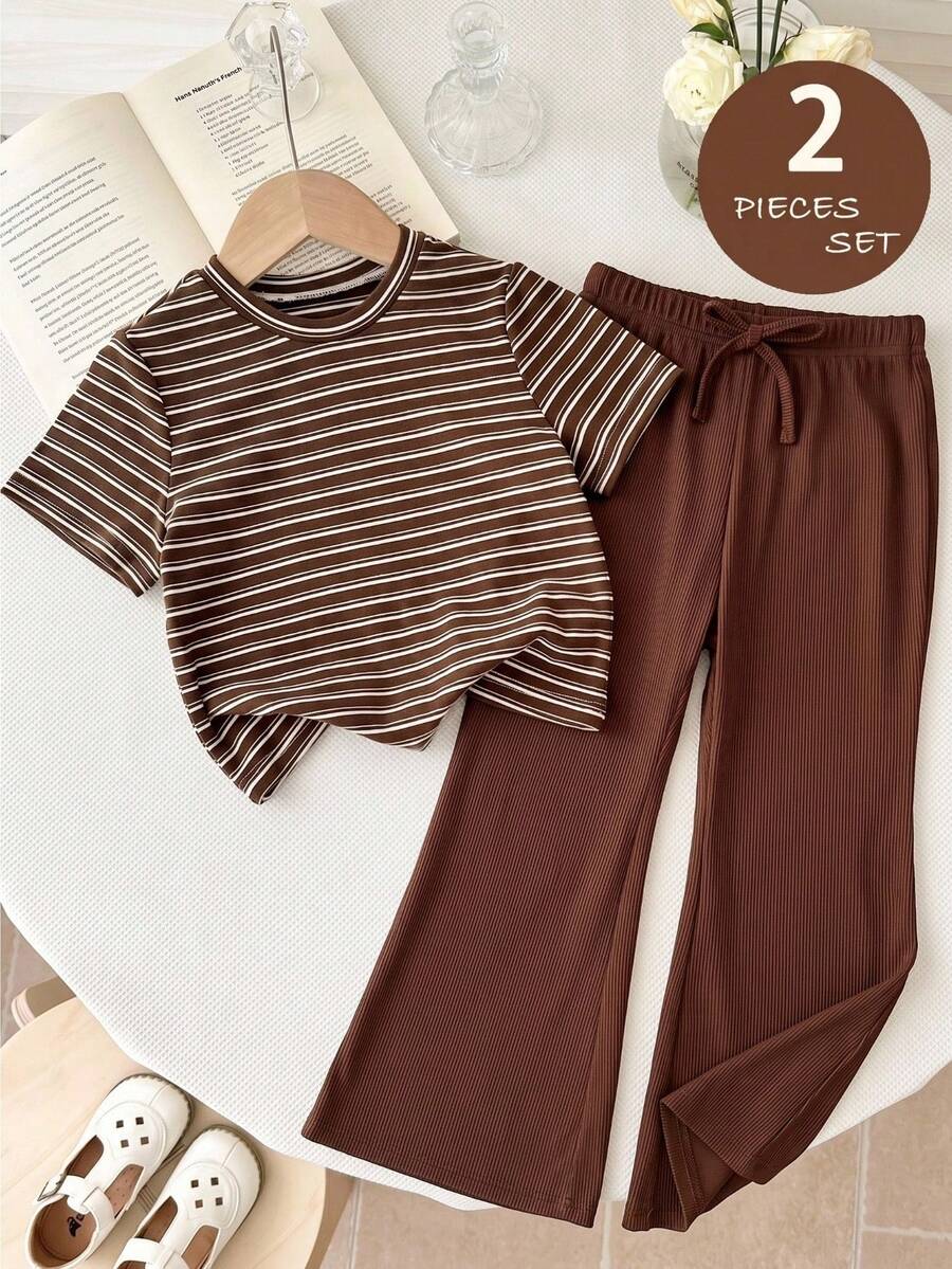SHEIN 2件套女童条纹针织圆领T恤和纯色喇叭裤套装 - 彩色 - 查看 1