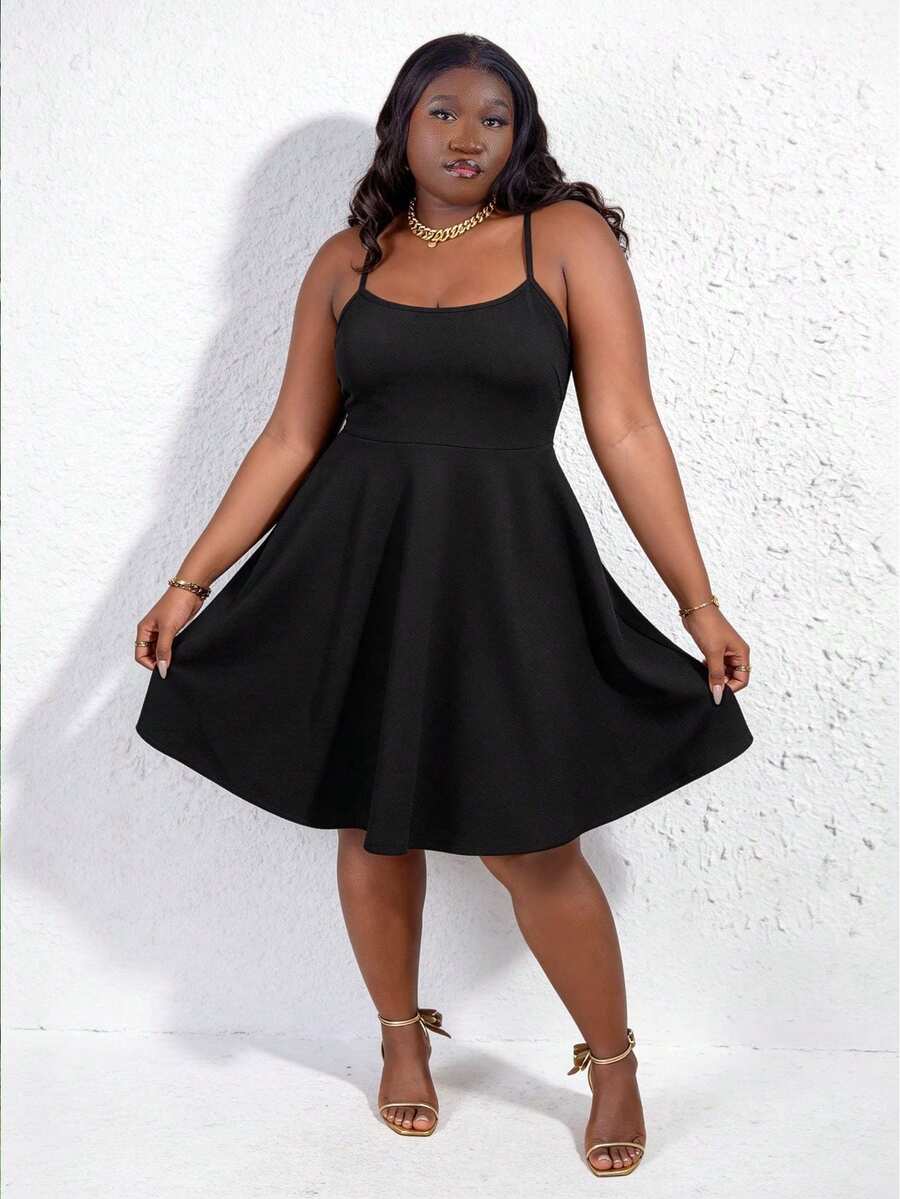 CurvyTilda Abito canotta tinta unita elegante per feste estive, per silhouette a clessidra, taglie forti - nero - Visualizzare 1