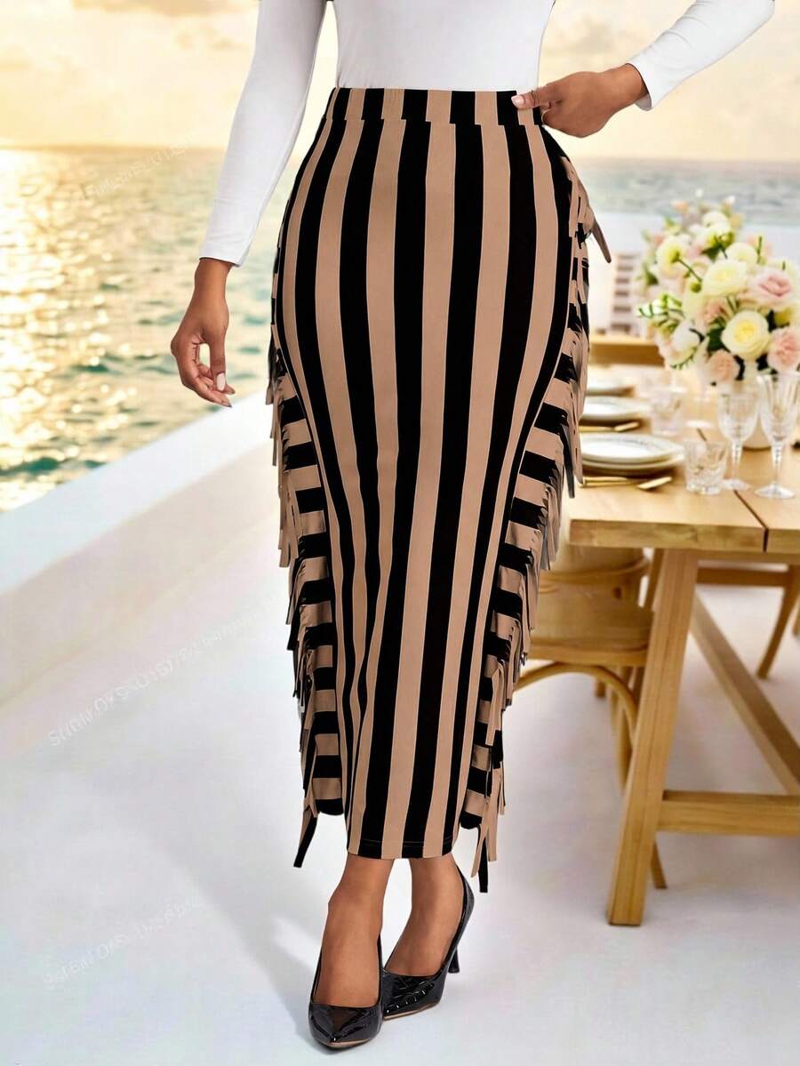 SHEIN Lady 女士高腰荷叶边条纹A字裙 - 彩色 - 查看 1