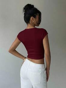 Aloruh Women's Casual Summer Solid White Slim Fit V-Neck Short Sleeve Crop Top,Summer Top - Maroon - View 2