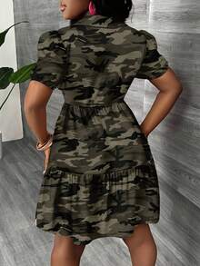 SHEIN CURVE+ Đầm sơ mi nữ dáng ôm US22, họa tiết hoa và da báo, tay phồng ngắn, cài cúc đơn, thích hợp cho lễ hội âm nhạc, kỳ nghỉ bên bờ biển, phong cách Bohemia. - Nhiều màu - Xem 2