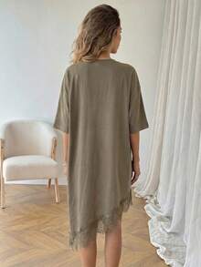Vestido de mujer de longitud media, de manga corta, con bajo asimétrico, de estilo básico de moda, para uso diario, de vacaciones o para ir al trabajo, de unicolor con aplicaciones de encaje - Camel - Ver 7