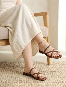 Women Flat Sandals - Coklat - View 4