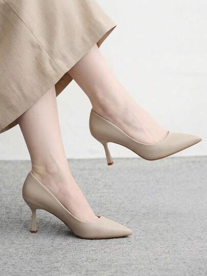 CUCCOO BIZCHIC Women's Fashionable Black Comfortable Pointed Toe Kitten Heels, Suitable For Commuting, Dating, Party, And Vacation