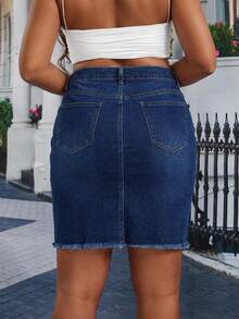 SHEIN Essnce Plus Size Solid Color Casual Denim Skirt With Pockets And Belt Loops, Versatile For Summer - Medium Wash - View 2