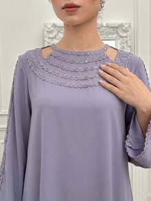 Yasmyna Women's Elegant Shoulder Cutout Flare Sleeve Contrast Lace Loose Arabic Style Dress - Purple - View 4