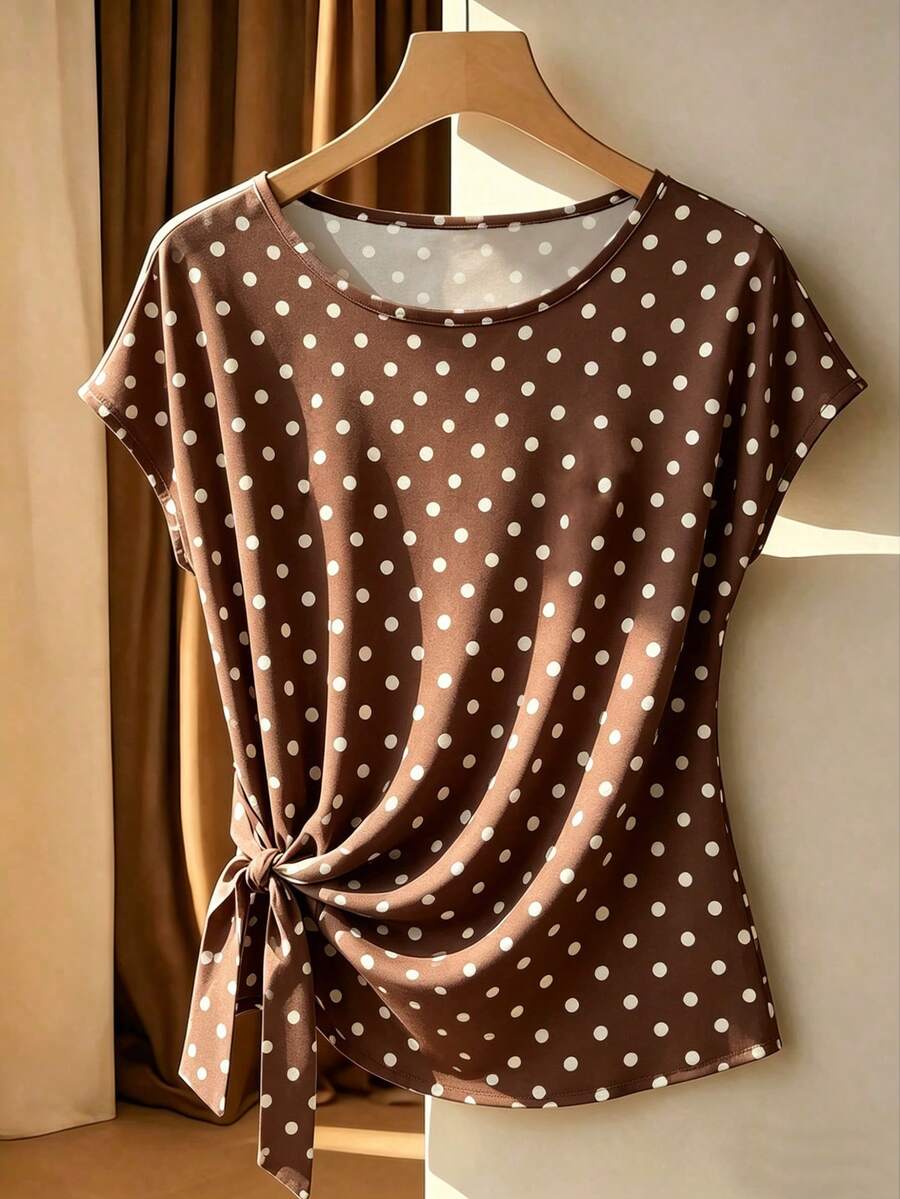SHEIN Franclia Áo kiểu nữ thời trang, thanh lịch, in họa tiết, cổ tròn, bèo nhún, thắt nơ phía trước, hàng mới về, kiểu dáng thường ngày, phù hợp cho mùa xuân/hè. - màu nâu - Xem 1