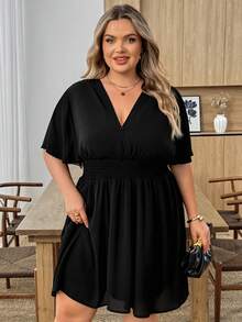 SHEIN CURVE+ Vestido de línea A con cuello en V y volantes en el bajo, adecuado para playa, vacaciones, estilo bohemio, hippie, Y2K, verano, Día de San Valentín, vestido elegante para citas - Negro - Ver 6
