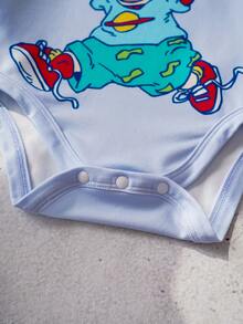 Nick 90s | SHEIN Baby Boy Summer Casual Striped Cartoon Portrait Print Round Neck Short Sleeve Romper - Blue - View 6