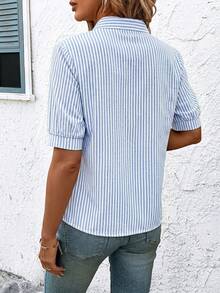 SHEIN Clasi Exquisites besticktes blau-weißes gestreiftes Hemd, geeignet für den täglichen Gebrauch, bequem - Blau-Weiß - Übersicht 2