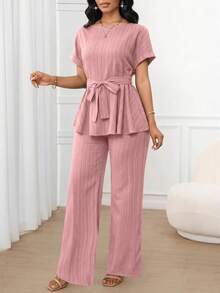 SHEIN Lady 女士纯色休闲优雅通勤提花面料两件套，宽松腰身A字下摆，短袖上衣搭配宽松直筒裤，适合春、夏、秋季穿着，可作度假装、女士办公室装、返校装、教堂装、外出装、机场通勤装等。 - 粉色 - 查看 5