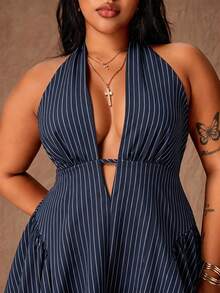 Rustia Gaun Mini A-Line Seksi Bermotif Polkadot Model Halter Tie untuk Wanita Ukuran Plus - Navy Blue - View 3