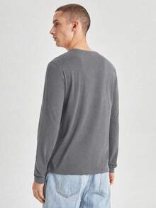 SWAVVY Men's Casual Solid Color Long Sleeve T-Shirt, Minimalist Versatile For Daily Wear, Spring/Autumn - Dark Grey - View 2