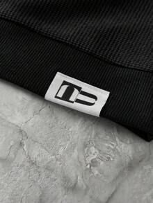Manfinity RebelGame 男士休閒修身刺繡背心，黑色，度假風，父親節禮物，足球 - 黑色 - 查看 6