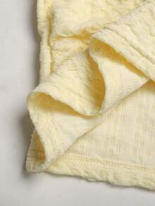 SHEIN Conjunto de top halter con volantes texturizados y pantalones casuales para niña preadolescente - Amarillo - Ver 7