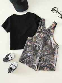 SHEIN Bubblio Unisex Baby 2pcs/Set Casual Fashion Black Short Sleeve T-Shirt And Camouflage Bib Shorts Overalls Set, Spring/Summer Baby Boy Clothes, Outfit Set, Streetwear Camo Baby Outfits Boy Outfit Sets Summer Black Toddler Boy Outfit Set - Black - View 2