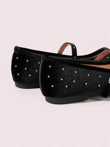 CUCCOO DOLLMOD Chaussures à bout rond, à tige basse avec boucle, semelle souple, chaussures rétro françaises pour femmes à enfiler, chaussures de grand-mère cloutées, chaussures de ballet polyvalentes de mode pour femmes, Chaussures de la Saint-Valentin - Noir - Voir 10