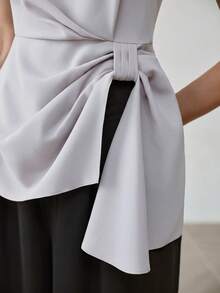 MOTF PREMIUM ELEGANT ASYMMETRIC HEM SLEEVELESS BLOUSE - Grey - View 5