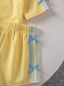 SHEIN 2pcs Young Girl Knitted Solid Color Round Neck Casual T-Shirt And Shorts Set - Yellow - View 9