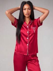 Silforma 2pcs Faux Silk Heart Embroidery Short Sleeve Top & Pants Red Pajama Set - Red - View 3