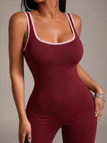 Radiana Combinaison ajustée à bordure contrastée bordeaux, style mode minimaliste pour femmes. Combinaison camisole décontractée. Combinaison dos nu sexy. Combinaison évasée à bordure contrastée style sport. Combinaison moulante en tricot élastique. Pantalon décontracté. Tenue décontractée. Combinaison décontractée. Pantalon de sport basique classique moulant. Tenue de yoga. Pantalon de yoga. Vêtements de sport. Pantalon d'entraînement. Tenue de détente. Tenues décontractées quotidiennes. Vêtements d'été. Tenues d'été. Tenue décontractée. Vêtements d'entraînement. Tenues de vacances - Rouge foncé - Voir 5