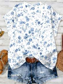 EMERY ROSE Blue Floral Ditsy Print Minimalist Artistic Style V-Neck Plus Size Blouse - Multicolor - View 2