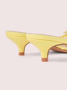 CUCCOO DOLLMOD Élégantes mules confortables et polyvalentes à talon court, bout rond, décor de chatons et ouvertes sur le dessus des pieds, style français - Jaune moutarde - Voir 7