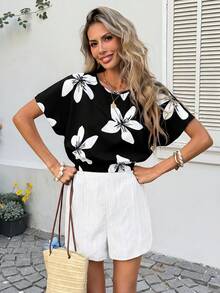 SHEIN LUNE Damen Casual Blumen Muster Fledermausärmel Loose Top und Plissee Shorts Set, Sommer - Schwarz - Übersicht 5