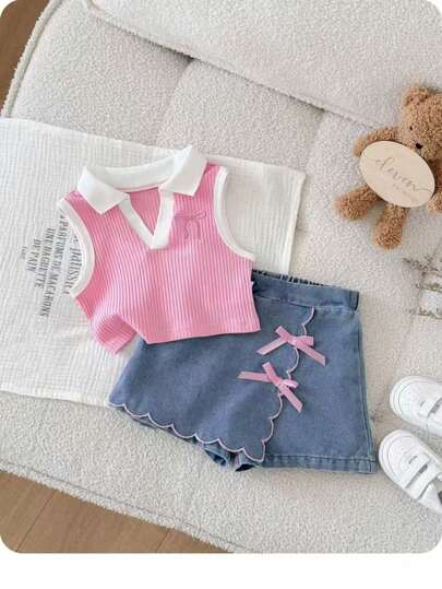 SHEIN Bộ đồ mùa hè cho bé gái gồm áo vest cổ bẻ phối màu tương phản và chân váy/quần họa tiết bướm.