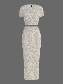 Slaydiva Bộ 2 món gồm áo thun ngắn tay cổ tròn ôm sát và chân váy maxi ôm sát. - Nhiều màu - Xem 4