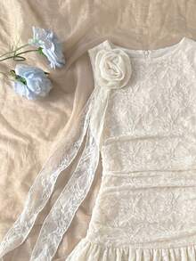SHEIN Đầm ngắn không tay dáng ôm cho bé gái tuổi teen, kiểu dáng thanh lịch, ren Pháp xếp nếp, họa tiết hoa 3D, cổ tròn bất đối xứng, màu trắng, thích hợp mặc hàng ngày, dự tiệc sinh nhật, lễ tốt nghiệp. - trắng - Xem 4