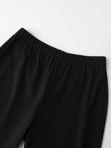 SHEIN Franclia 女款V領泡泡袖對比飾邊喇叭褲兩件套，極簡優雅 - 黑與白 - 查看 3