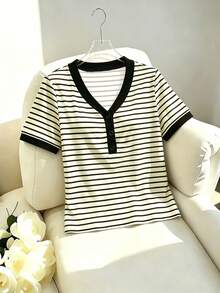SHEIN Franclia 女士新款条纹撞色V领纽扣短袖T恤 - 彩色 - 查看 5