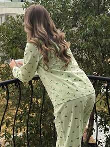 DAZY 2pcs Cute Bow & Cherry Print Contrast Color Embroidered Collar Women Pajama Set, Spring/Summer - Green - View 2
