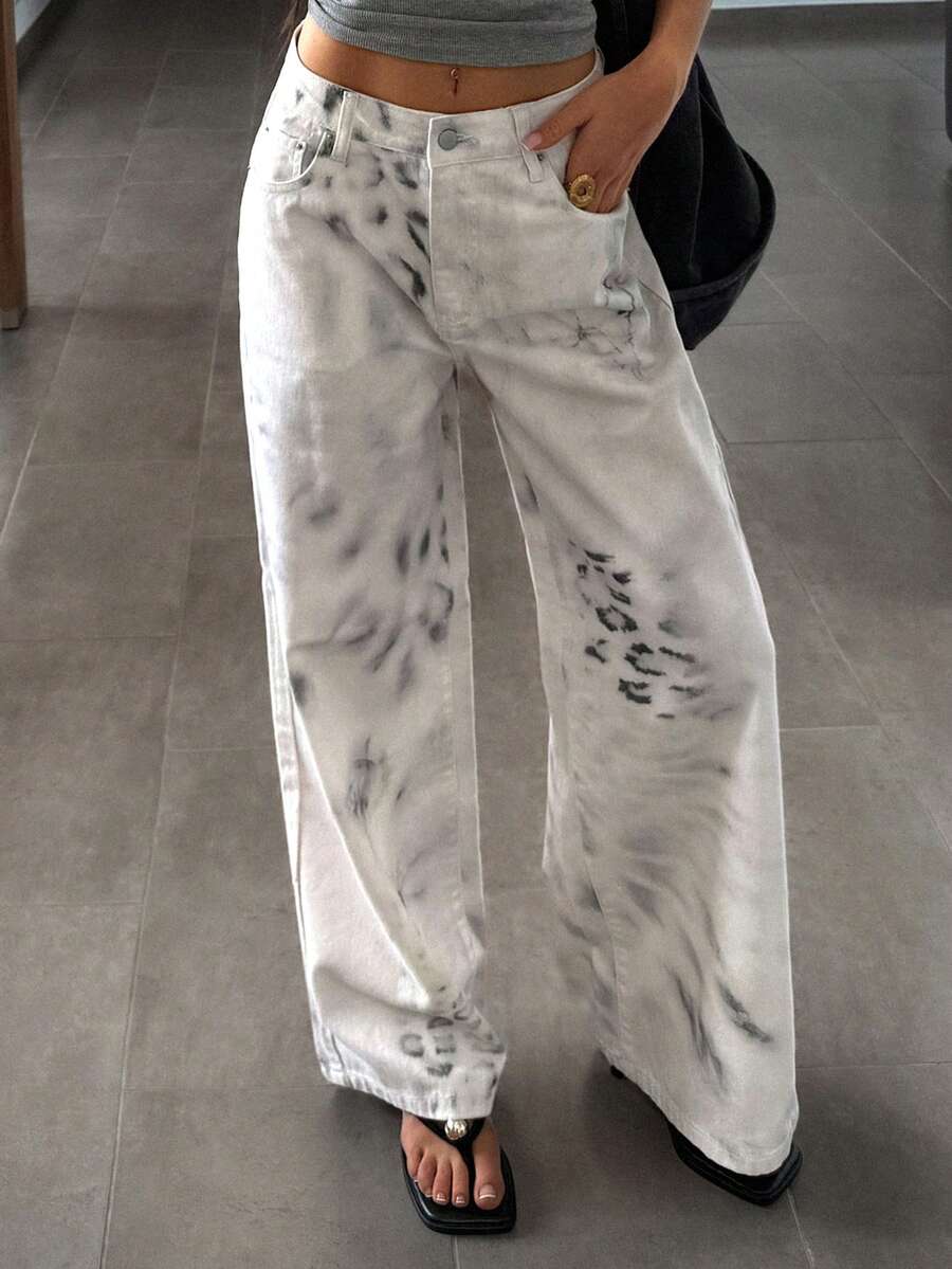 DAZY Women's Leopard Print Pocket Wide Leg Loose Casual Jeans - White - View 1