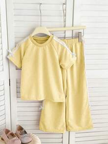 Genkimix Kids 2pcs Genkimix Girls Bow Decor Casual Short Sleeve T-Shirt + Bow Decor Casual Straight Pants Set - Yellow - View 3