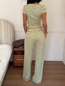 SHEIN EZwear 女士黄色针织条纹刺绣两件套 - 黃色 - 查看 2