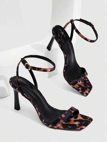 Silk leopard print