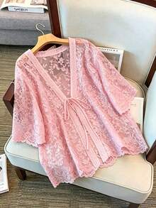 GlowEve CURVE Áo khoác cardigan nữ cỡ lớn cổ chữ V, thắt nơ phía trước, chất liệu xuyên thấu, cổ choàng, tay lửng, thêu, khoét lỗ. - Hồng - Xem 4
