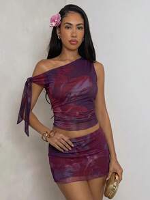 Glamine Plus Size Women Floral Print Ruched Asymmetrical Shoulder Top And Mini Skirt Casual Vacation 2-Piece Set - Purple - View 6