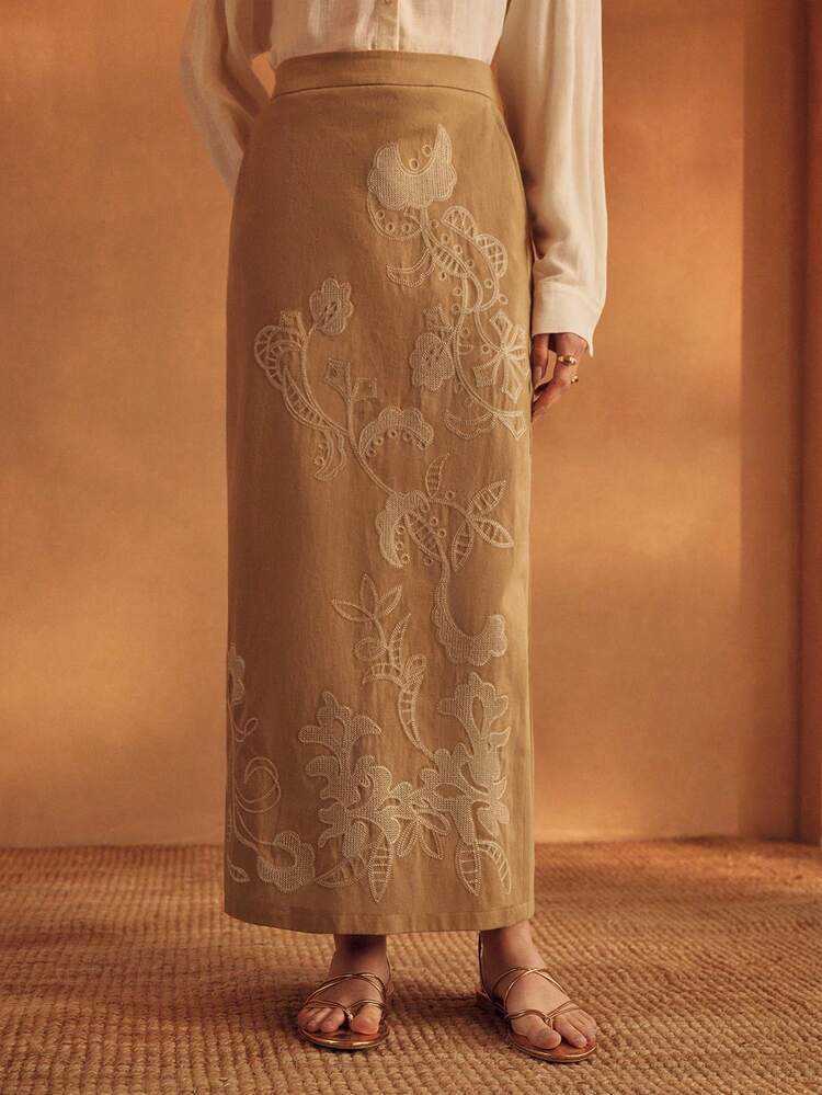 WOMEN'S EMBROIDERED VACATION SKIRT