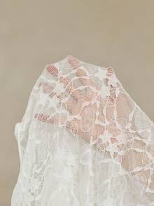 HautHeat 女士蕾丝薄纱不对称下摆长袖上衣和抽绳腰条纹裤睡衣套装 - 黑與白 - 查看 8