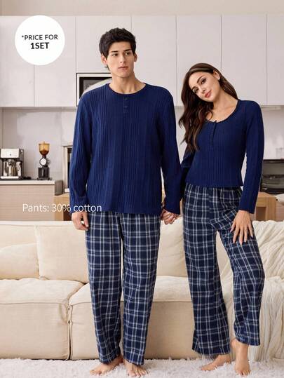 CoupledUp Conjunto de pijama de hombre con parte superior de forro polar de cuello redondo y media cremallera de unicolor y pantalones a cuadros