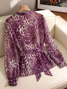SHEIN Clasi 大码女式雪纺豹纹圆领衬衫，金属纽扣装饰，休闲春秋装 - 彩色 - 查看 2